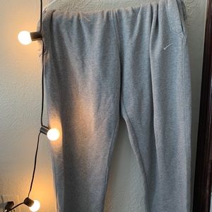 XL Nike sweatpants